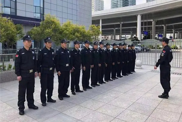 房地產保安公司如何平衡隱私保護與服務響應？